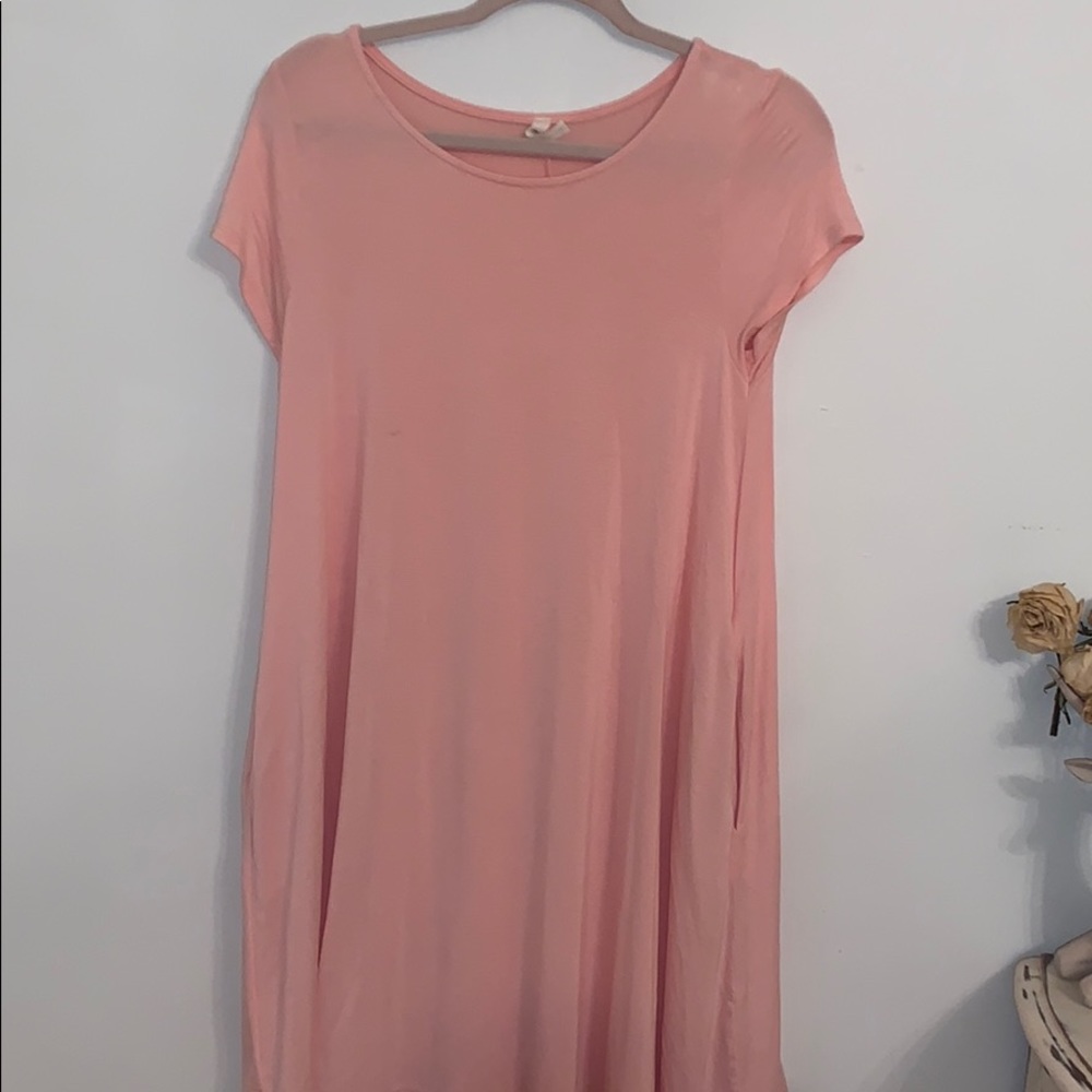 Pink boutique dress with pockets